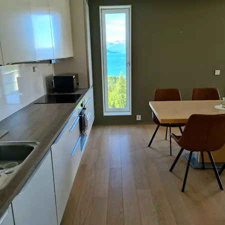 Appartement Moderne Toppleilighet,
