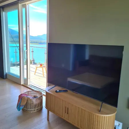 Moderne Toppleilighet,