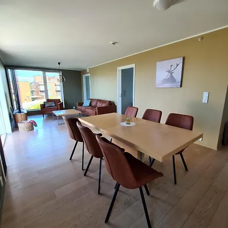 Moderne Toppleilighet, * Tromsø